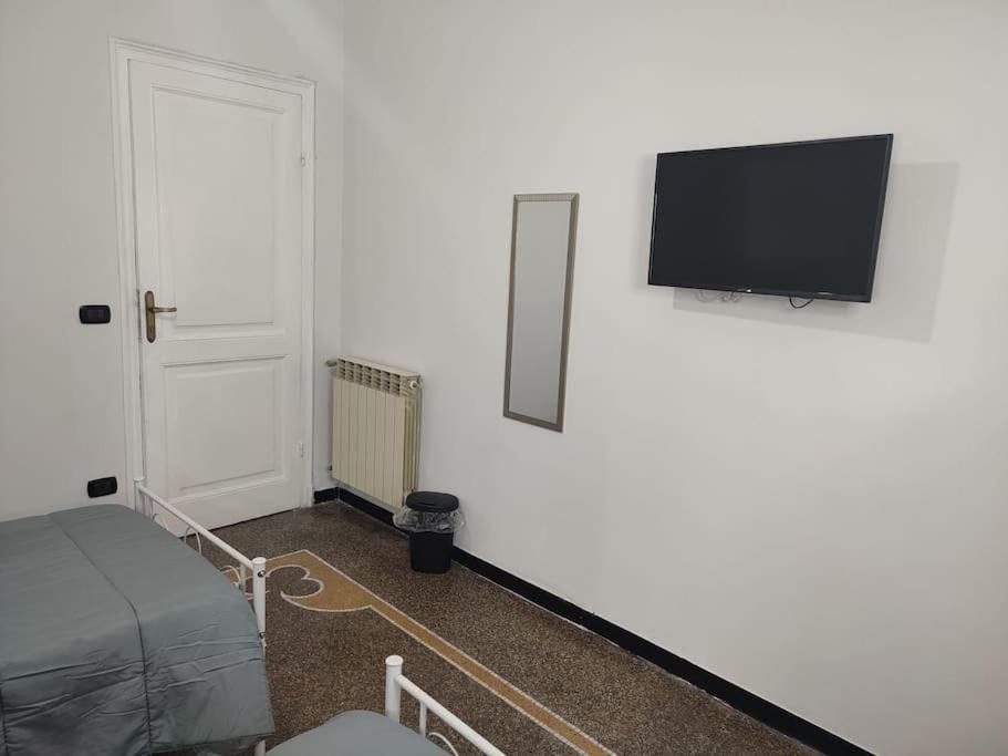 Benny Appartamento 3 Camere Da Letto Ad Uso Esclusivo Genova Aeroporto Exterior photo